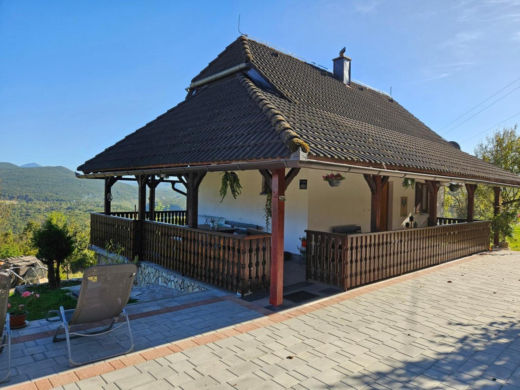 Cozy House Zivko With Balcony Villa Plitvička Jezera Dış mekan fotoğraf